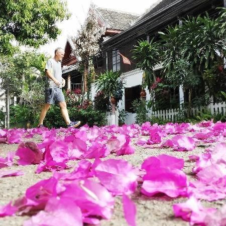 Lotus Corner - Heritage B&B Луанг Прабанг Екстериор снимка