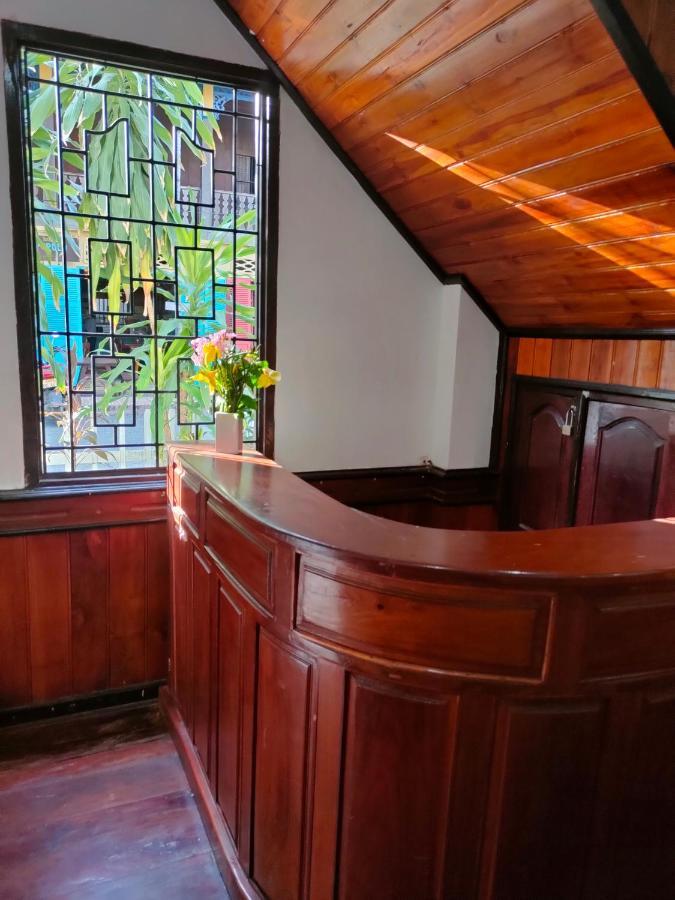 Lotus Corner - Heritage B&B Луанг Прабанг Екстериор снимка