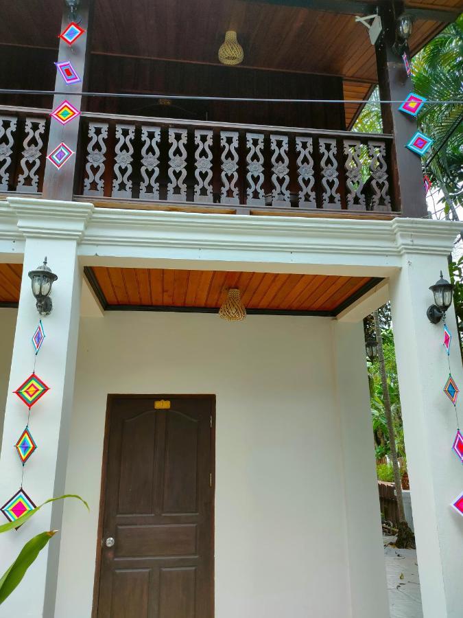 Lotus Corner - Heritage B&B Луанг Прабанг Екстериор снимка
