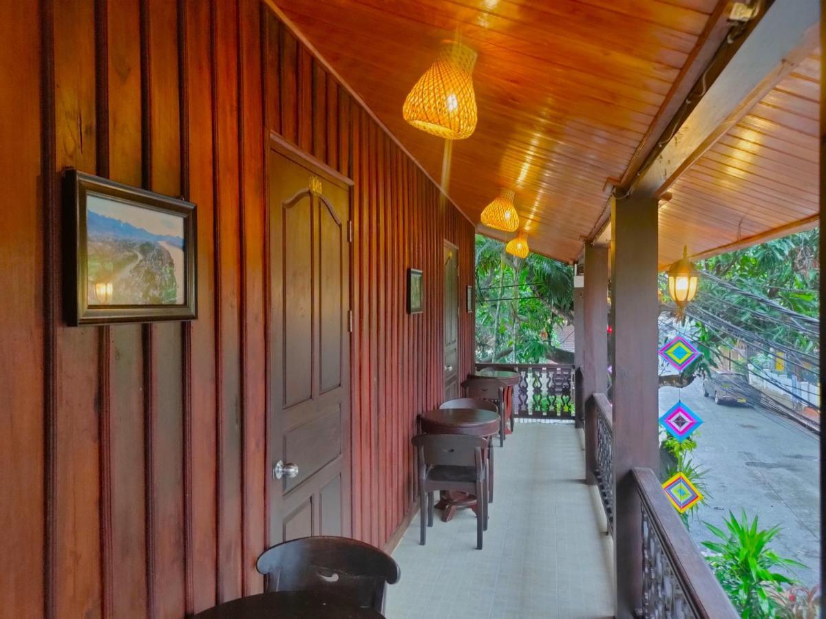 Lotus Corner - Heritage B&B Луанг Прабанг Екстериор снимка