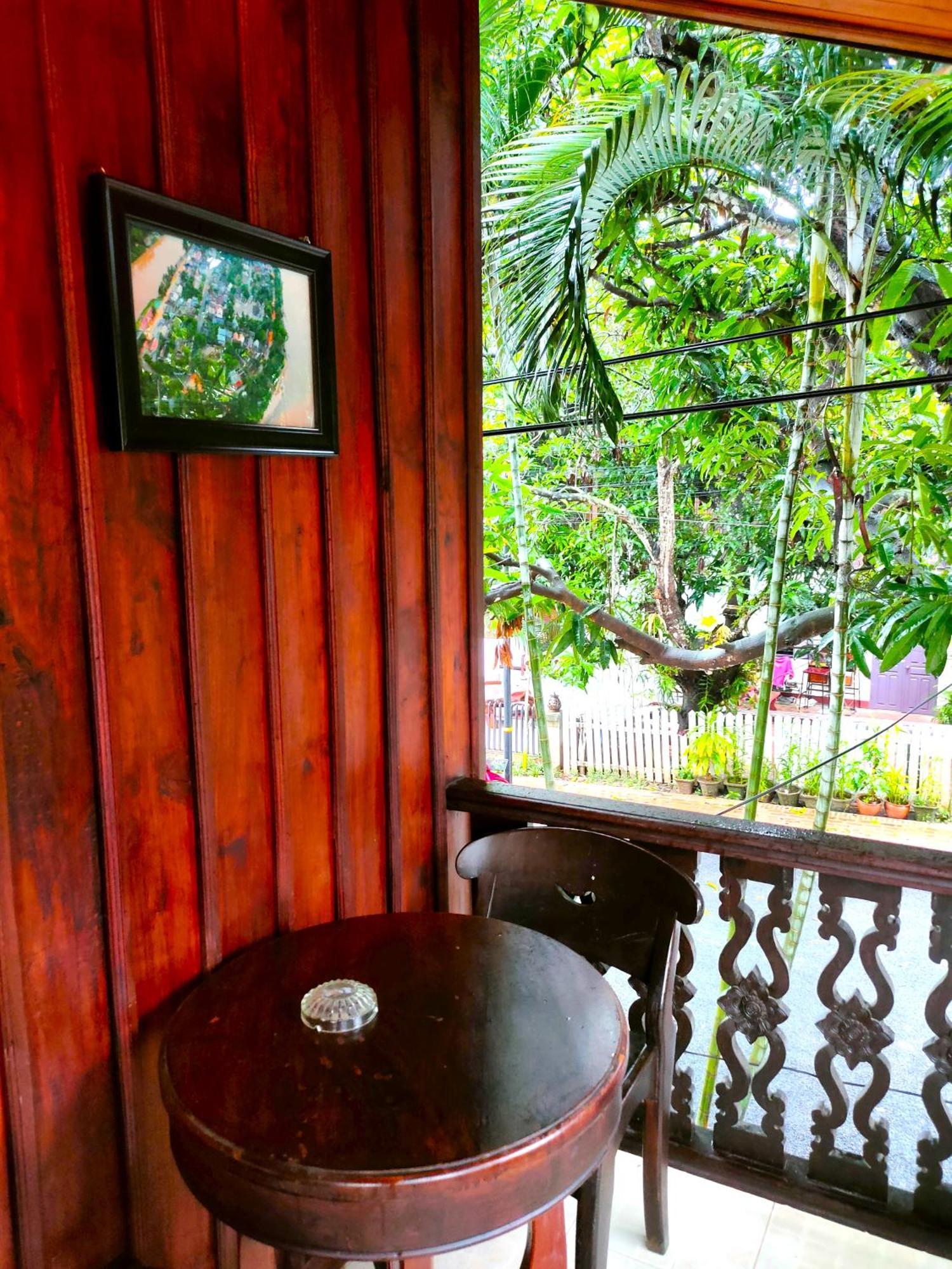 Lotus Corner - Heritage B&B Луанг Прабанг Екстериор снимка